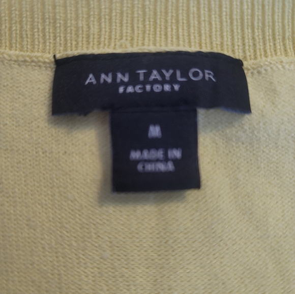 Ready for Easter in this Ann Taylor lemon dress, size M - Picture 4 of 4